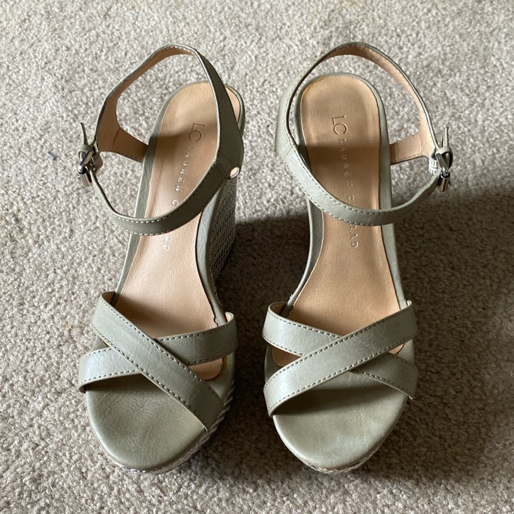 Lauren Conrad Metallic Wedge Sandals size 7 1/2
